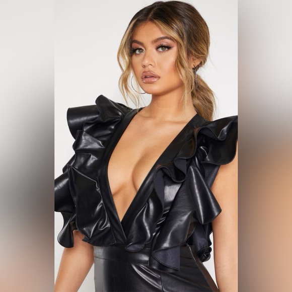 PrettyLittleThing Black Ruffle Dress - Picture 4 of 13